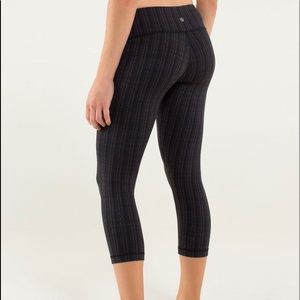 Grey Wunder Under Crops